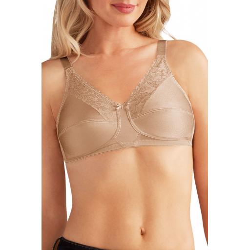 Amoena Mastectomy Pocketed/Soft Cup BRA Nancy Light Nude